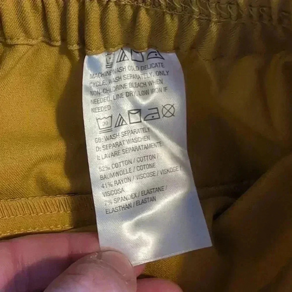 "As Is" Isaac Mizrahi Live! Reg24/7 Stretch Ankle Pants w/ Button Detail - Picture 5 of 7